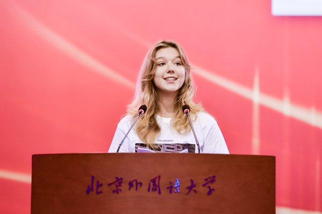 校长贾文键