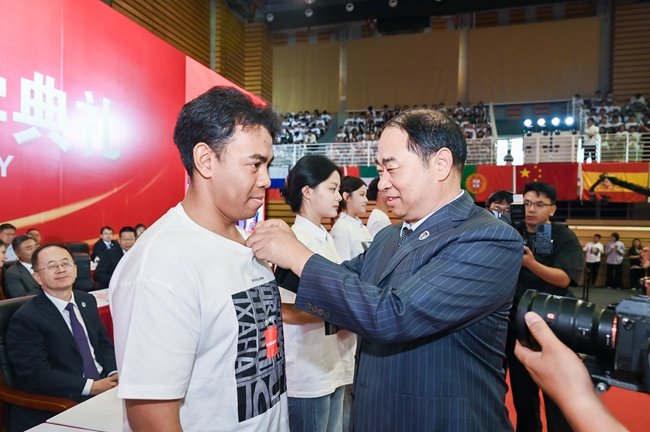 九游会j9新人权益副书记贾德忠