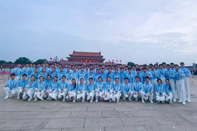 深入贯彻党的二十大和二十届历次全会精