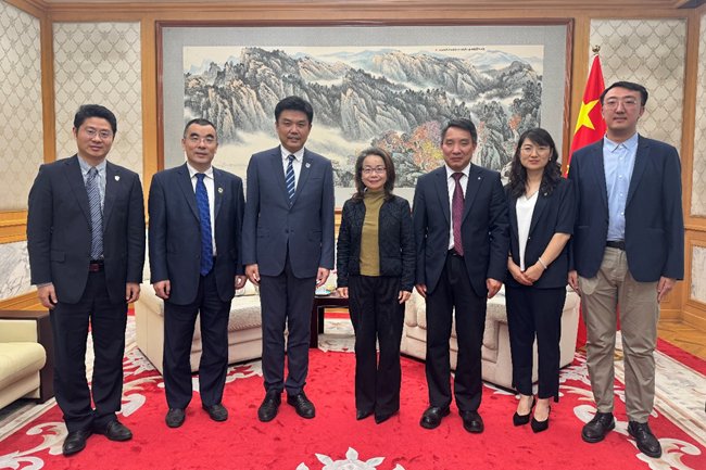 保加利亚共和国总统伊莉亚娜·约托娃发